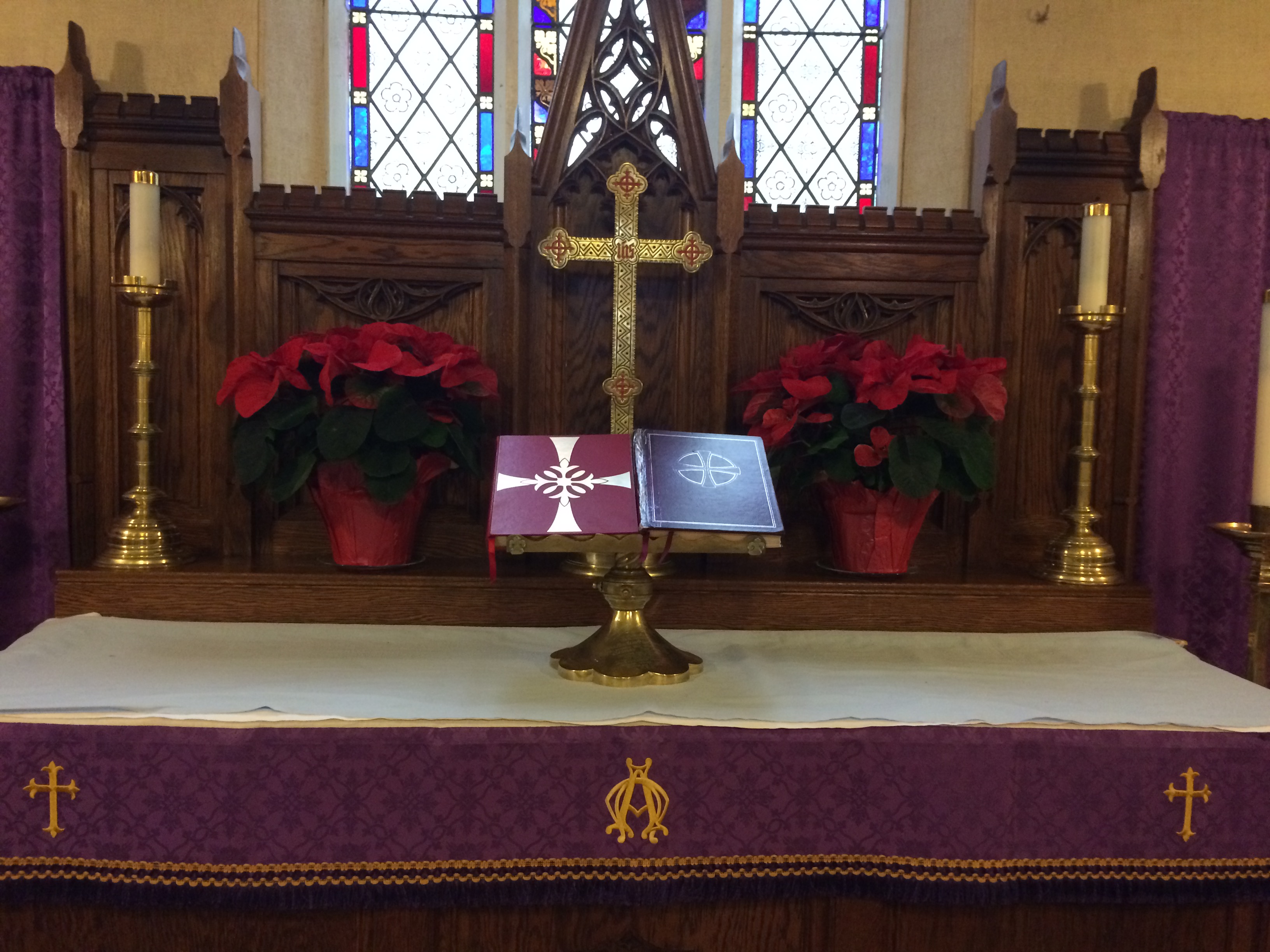 Sunday, December 24th at St. Luke's: Altar Flowers are in memory of Dorothea Cavanaugh and Betty Norwood from their families.
